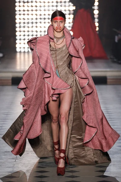 Look 39